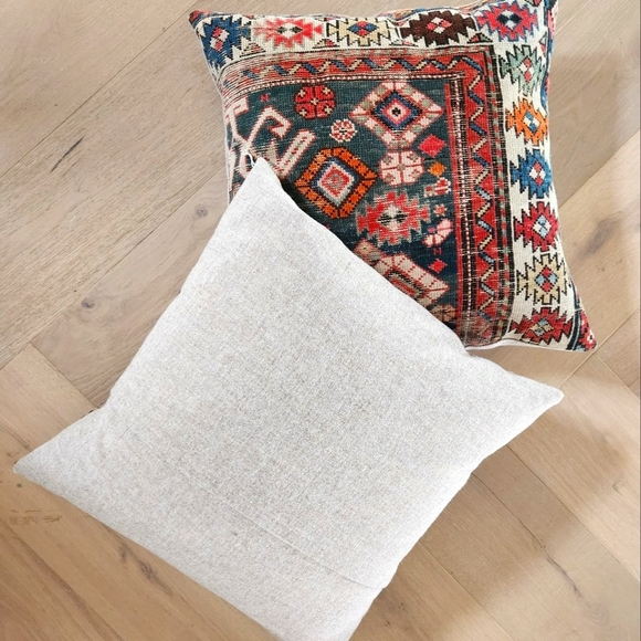 Set of 2 custom throw pillows